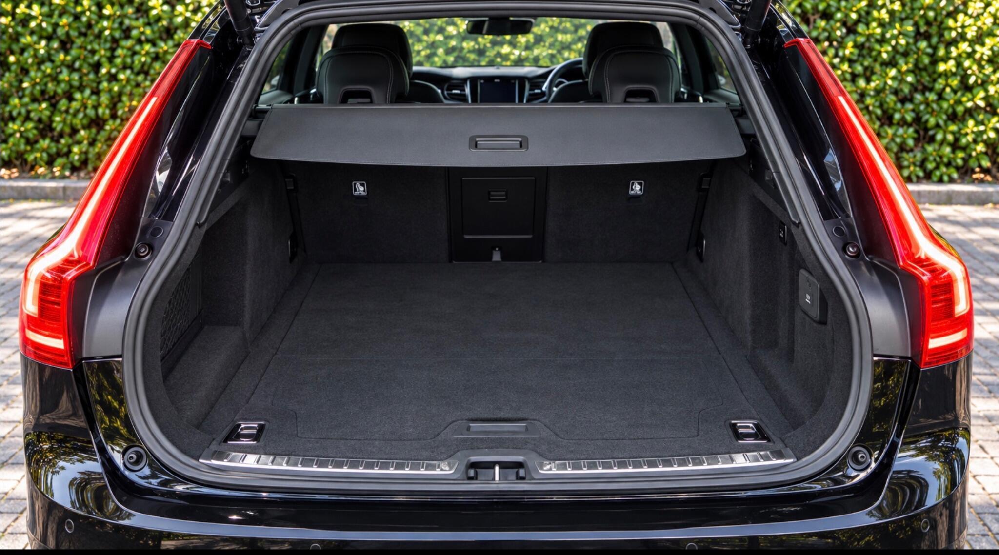 2018 Volvo V90 — photo 27